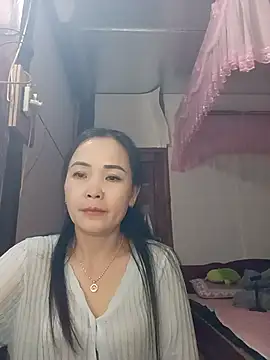 Snapshot of Feeling-hot chatting on 02-21-26, 01:46 Feeling-hot online show from 02-21-26, 01:46