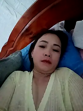 Snapshot of Feeling-hot chatting on 02-10-26, 11:26 Feeling-hot online show from 02-10-26, 11:26