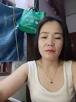 Feeling-hot online show from 05-26-26, 03:15