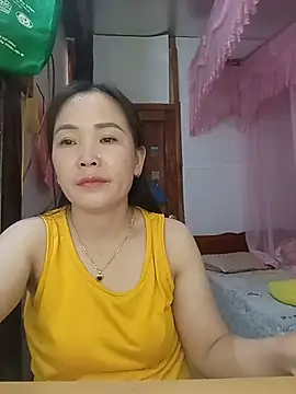 Feeling-hot online show from 05-23-26, 02:21