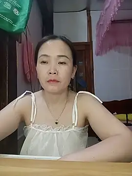 Feeling-hot online show from 06-02-26, 03:56