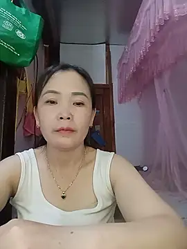 Feeling-hot online show from 05-20-26, 03:03