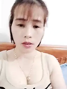 Swan-white123 online show from 12-04-25, 01:10