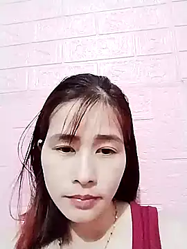 Swan-white123 online show from 11-17-25, 01:26