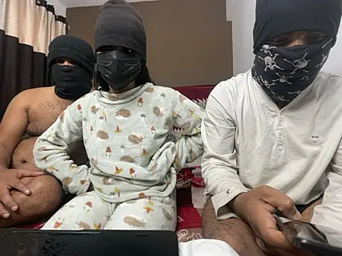 avnikaur online show from 11-29-25, 08:03