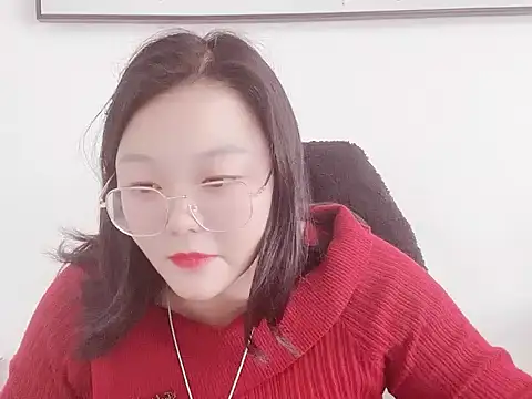 Snapshot of Lydia-Wei chatting on 11-14-25, 06:50 Lydia-Wei online show from 11-14-25, 06:50