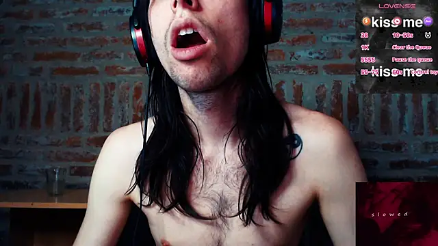 CaramelToy online show from 01-13-26, 06:12