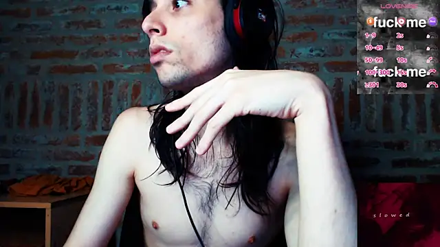 CaramelToy online show from 01-12-26, 06:04