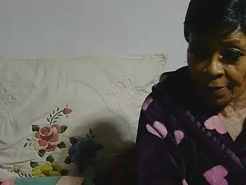 GucciladyXXXX online show from 02-17-26, 05:32