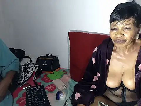 GucciladyXXXX online show from 11-20-25, 08:31