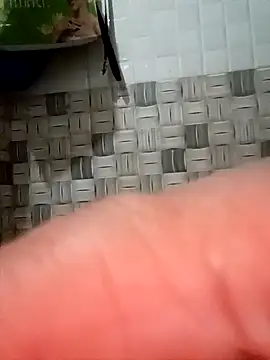 thuy-kieu online show from 12-15-25, 10:26