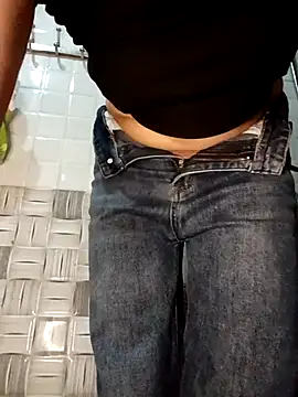 thuy-kieu online show from 02-09-26, 06:22