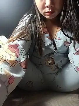 vangkt-cute online show from 05-10-26, 08:11