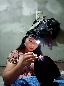 vangkt-cute online show from 12-21-25, 11:45