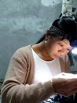 vangkt-cute online show from 11-18-25, 05:49