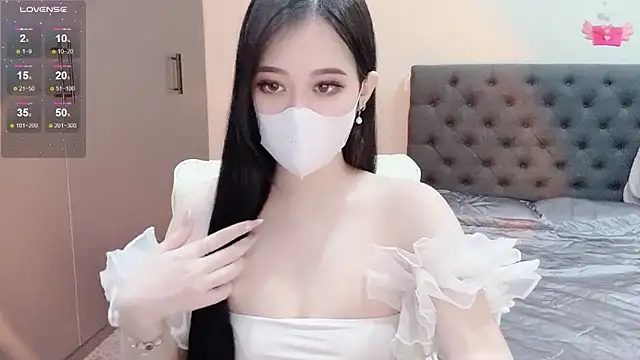 Lucii baby online show from 01-15-26, 05:05