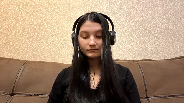 AurorAurora online show from 01-08-26, 08:53