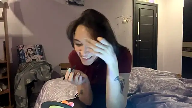 Snapshot of JamieRosten chatting on 12-04-25, 12:04 JamieRosten online show from 12-04-25, 12:04