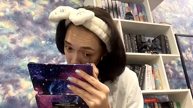 Snapshot of JamieRosten chatting on 11-15-25, 12:09 JamieRosten online show from 11-15-25, 12:09