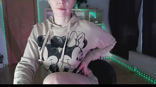 MissyDior8 online show from 12-22-25, 06:46