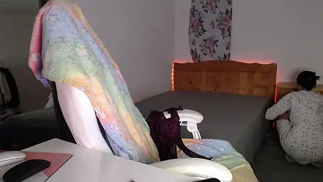 MissyDior8 online show from 03-06-26, 06:19