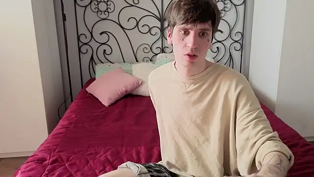 Danny loves Mary online show from 05-09-26, 02:04