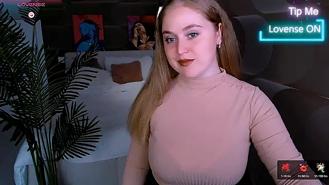 Kate Moan online show from 11-26-25, 07:41