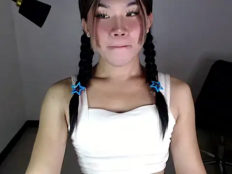 Snapshot of dazzlingcarol chatting on 06-30-26, 10:37 dazzlingcarol online show from 06-30-26, 10:37