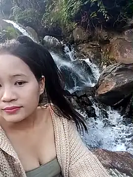 -Huong-99 online show from 12-14-25, 08:09