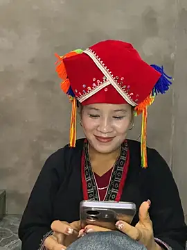 -Huong-99 online show from 02-17-26, 02:42