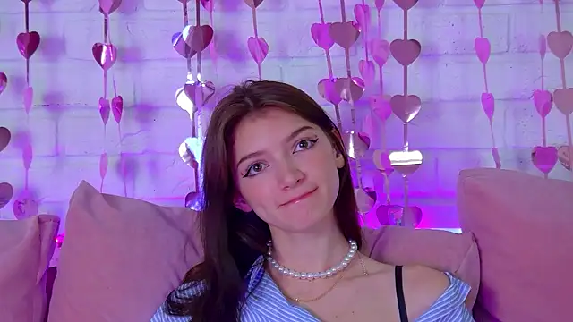 SophiaProve online show from 02-12-26, 04:51