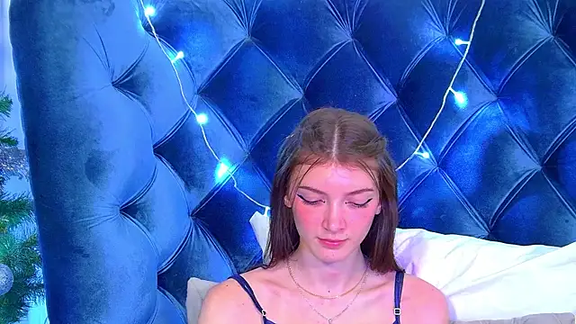 SophiaProve online show from 12-19-25, 03:58