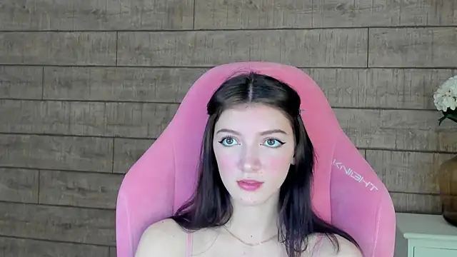 SophiaProve online show from 02-06-26, 04:47