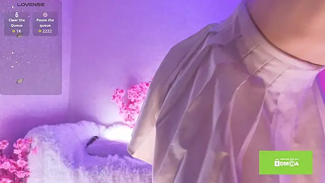 Kitty gaze online show from 11-29-25, 02:50