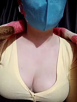 Snapshot of MiHeni chatting on 02-09-26, 04:05 MiHeni online show from 02-09-26, 04:05