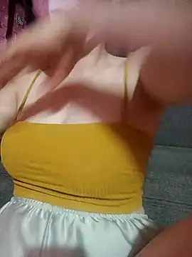 Snapshot of MiHeni chatting on 12-22-25, 07:08 MiHeni online show from 12-22-25, 07:08