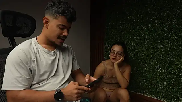 crimson heart1 online show from 12-02-25, 01:13