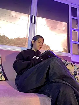 ReiAyanamy online show from 12-19-25, 07:38