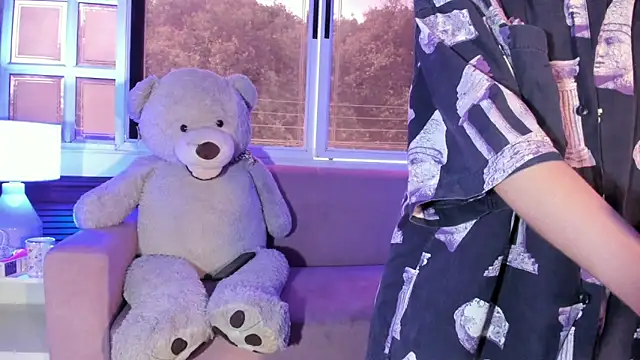 ReiAyanamy online show from 11-27-25, 07:58