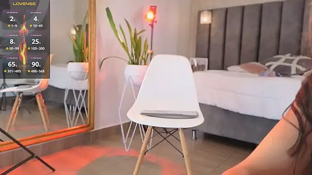 Tania Diaz  online show from 04-09-26, 07:42