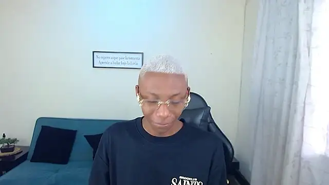 Miilo18 online show from 01-15-26, 09:29