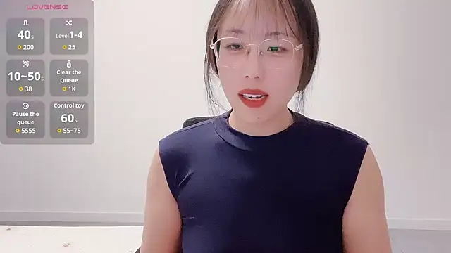 suisui322 online show from 12-20-25, 01:14