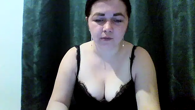 Vitalina282128 online show from 04-24-26, 08:55