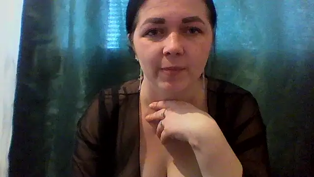 Vitalina282128 online show from 05-10-26, 02:08