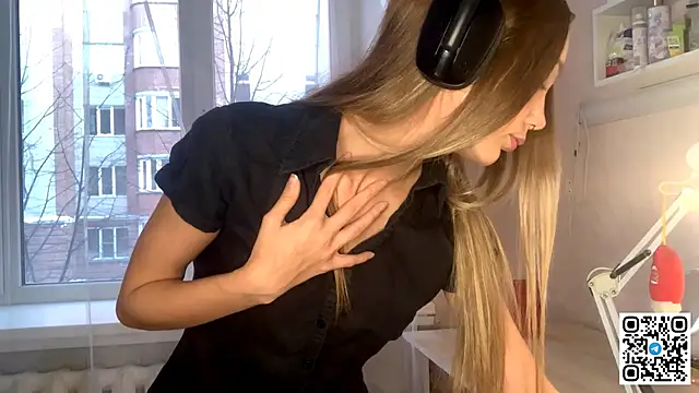 HoaPatton online show from 11-16-25, 10:09