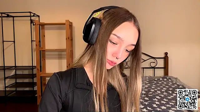 HoaPatton online show from 11-21-25, 11:09