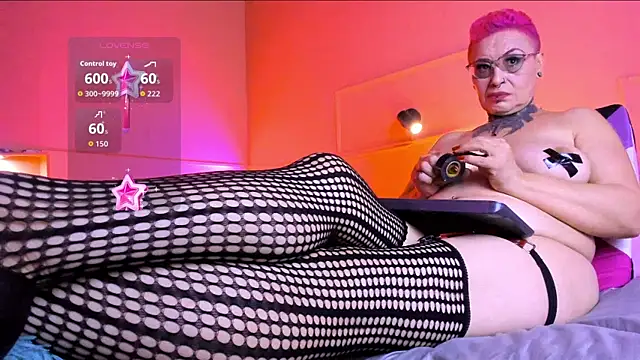 MATURE HARDCORE online show from 11-21-25, 03:05