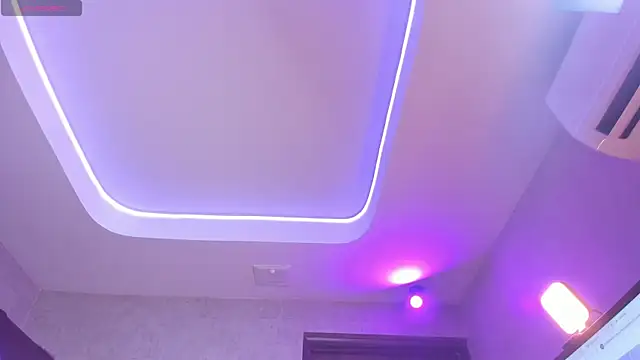 jesssie lee online show from 11-24-25, 10:10