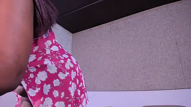 amirah ebony online show from 11-12-25, 10:57