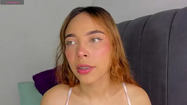 Snapshot of Evelin888 chatting on 07-09-26, 03:22 Evelin888 online show from 07-09-26, 03:22